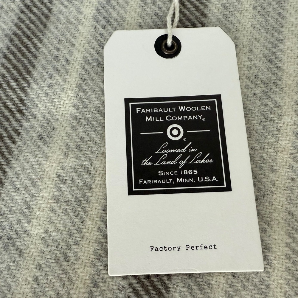 Faribault Woolen Mill Company‎ NWT Scarf Neck Warmer USA Made Striped Gray Wool - Picture 2 of 9
